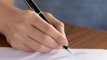 Фотография к новости: Қызылордада сотталған әйел заңды некеге тұрды