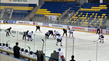 Фотография к новости: Алматыда алғаш рет Азия хоккей чемпионаты өтуде