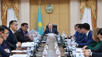 Фотография к новости: Сенатта Қазақстанда агро шикізатты қайта өңдеудегі жаңа ынталандыру ісін талқыланды