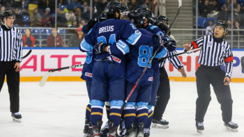 Фотография к новости: Шайбалы хоккей: Қазақстан құрамасы – Азия чемпионы