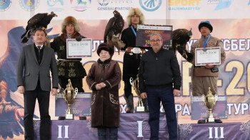 Фотография к новости: Алматы облысында халықаралық құсбегілер турнирі өтті