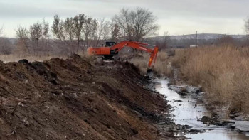 Фотография к новости: Теміртауда су тасқынына қарсы бірқатар шара қабылданды