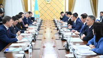 Фотография к новости: Сенатта конституциялық бақылауды жетілдіру тетіктері талқыланды