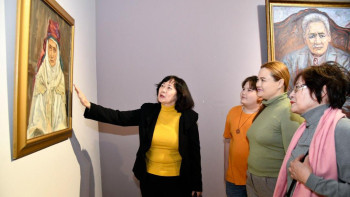 Фотография к новости: Ұлттық музейде халық суретшісінің көрмесі ашылды