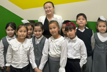 Фотография к новости: Маман бала құқықтарының бұзылуы мен суицид себептерін айтты