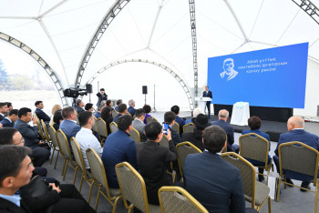 Фотография к новости: Сенат төрағасы Алматыда дарынды балаларға арналған мектептің іргетасын қалау рәсіміне қатысты