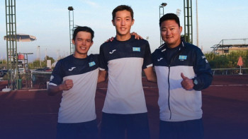 Фотография к новости: Теннистен Қазақстан жасөспірімдер командасы әлемнің төрт дүркін чемпионын жеңді