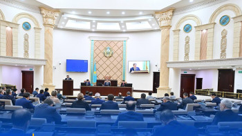 Фотография к новости: Тастекеев: Әлсіз өнеркәсіп – ұлттық қауіпсіздікке қатер төндіреді