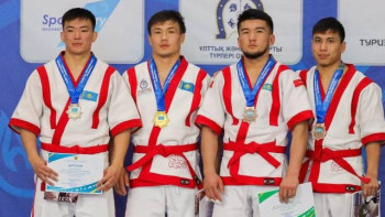 Фотография к новости: Армия спортшылары қазақ күресінен өткен чемпионатта жеті медаль жеңіп алды