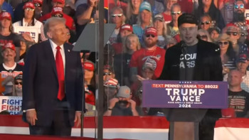 Фотография к новости: Илон Маск Трамптың сайлануына қалай көмектесті?