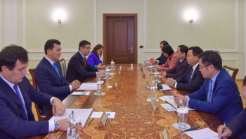 Фотография к новости: Мемлекеттік кеңесші Нгуен Суан Тханмен кездесті