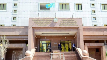 Фотография к новости: Еңбекмині шетелде жұмысқа орналастыратын жеке жұмыспен қамту агенттіктерінің қызметін реттейді