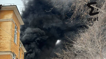 Фотография к новости: Екатеринбургте аурухана өртеніп жатыр