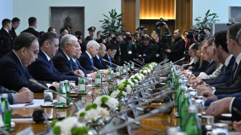 Фотография к новости: Мемлекет басшысы Сербия Президентімен кеңейтілген құрамда келіссөз жүргізді