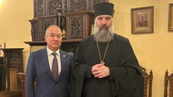 Фотография к новости: Елші Грузияның Патриарх тағының өкілдік міндетін атқарушы митрополит Шиомен кездесті