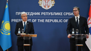 Фотография к новости: Қасым-Жомарт Тоқаев пен Александр Вучич БАҚ өкілдері үшін брифинг өткізді