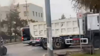 Фотография к новости: Алматыда автобуспен жүк көлігі соқтығысты