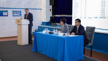 Фотография к новости: Дүйсенова ШҚО жұртшылығымен спорт пен денсаулық сақтауды дамыту мәселелерін талқылады