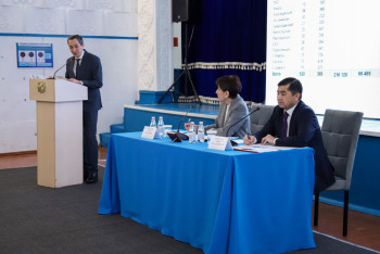 Фотография к новости: Дүйсенова ШҚО жұртшылығымен спорт пен денсаулық сақтауды дамыту мәселелерін талқылады