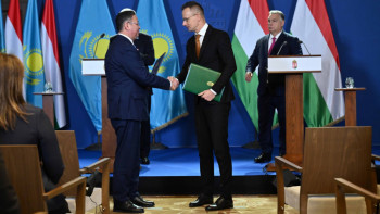 Фотография к новости: Қазақстан мен Мажарстан Бірлескен мәміле қабылдады