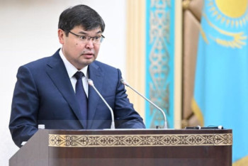 Фотография к новости: Сенат 2025 – 2027 жылдарға арналған республикалық бюджет туралы заңды Мәжіліске қайтарды