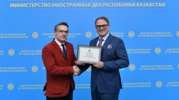 Фотография к новости: СІМ өкілдері Солтүстік Македонияның Елшісін қошеметпен шығарып салды