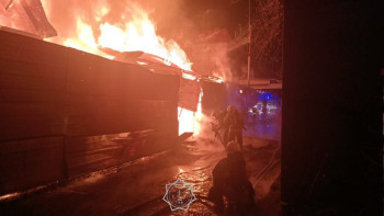 Фотография к новости: Алматыда жиһаз цехы өртенді