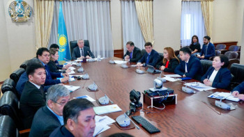 Фотография к новости: Үкіметте қазақтың жылқы тұқымын жаңғырту және дәріптеу мәселелері талқыланды