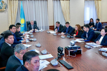 Фотография к новости: Үкіметте қазақтың жылқы тұқымын жаңғырту және дәріптеу мәселелері талқыланды