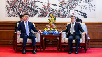 Фотография к новости: Қарин бастаған қазақстандық делегация Қытайда өткен іс-шараларға қатысты