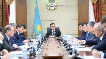 Фотография к новости: Сенат алдағы отырыстың күн тәртібін бекітті