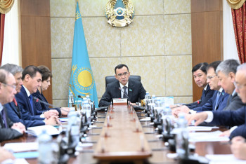 Фотография к новости: Сенат алдағы отырыстың күн тәртібін бекітті