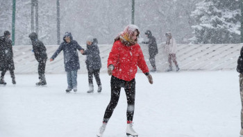 Фотография к новости: Алматыда 12 тегін мұз айдыны жұмыс істейді