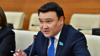 Фотография к новости: "Әдемі" цифрлар бізді түбінде құрдымға кетіреді – Толықбай