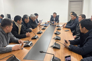 Фотография к новости: Субсидиядан қағылған шаруалар әкімдікке жиналды