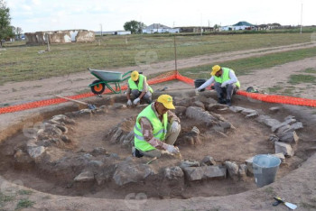 Фотография к новости: Шет ауданында қола дәуіріне тән қорымдар табылды
