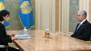 Фотография к новости: Мемлекет басшысы Зүлфия Сүлейменованы қабылдады