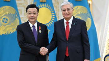 Фотография к новости: Мемлекет басшысы ҚХР-ның Қазақстандағы елшісін қабылдады