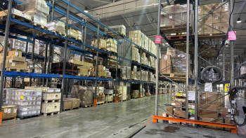 Фотография к новости: Алматы әуежайында 100 мың тонна жүк тасымалданды