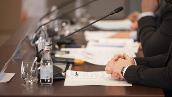 Фотография к новости: "Қазақтелекомның" лауазымды тұлғалары өкілеттіктерін асыра пайдаланды деген күдікке ілінді