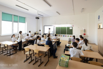 Фотография к новости: "Оңтүстікте сұраныс бар". Министр Ресей салатын мектептер туралы айтты