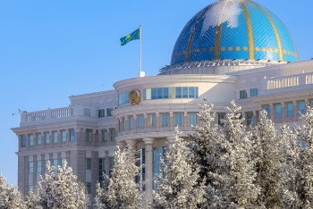 Фотография к новости: Мемлекет басшысы республикалық бюджет туралы заңға қол қойды