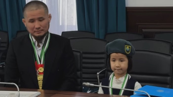 Фотография к новости: 6 жасар Хадия Кунаева Президент атынан сыйлық алды