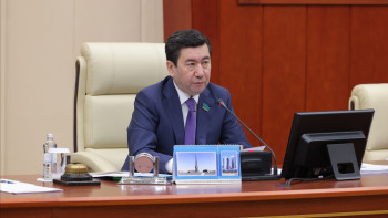 Фотография к новости: Қошанов: Енді Ұлттық қор қаражаты тек елді мекендердің маңызды инфрақұрылымына жұмсалады