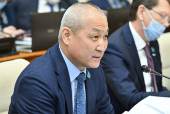 Фотография к новости: “Бағаны дұрыс қой, әділ жұмыс істе”. Депутат саудагерлер халықты алдайтынын айтты