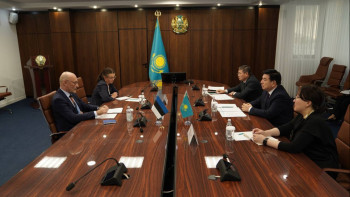 Фотография к новости: Бейсембаев еуропалық әріптестерімен бірқатар келіссөздер жүргізді