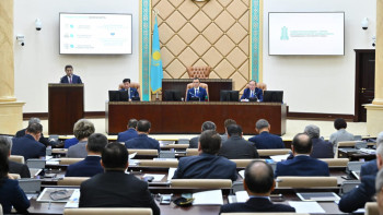 Фотография к новости: Сенатта азық-түлік қауіпсіздігі мәселесіне арналған парламенттік тыңдау өтті