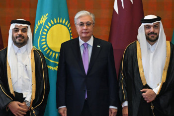 Фотография к новости: Мемлекет басшысы Power International Holding компаниясының иелерімен кездесті