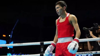 Фотография к новости: Бүгін Азия чемпионатында бес қазақ боксшы жүлдеге айқасады