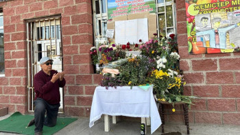 Фотография к новости: Марқұм Шерзаттың отбасына әкімдер көңіл айтты